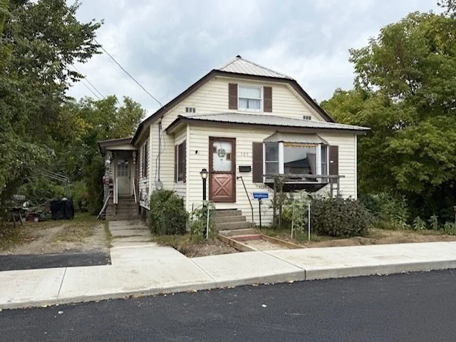 Unit for sale at 105 Freedom Street, Athol, MA 01331