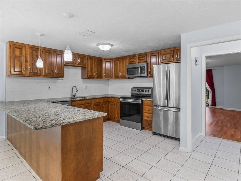Unit for sale at 194 Washington St, Canton, MA 02021