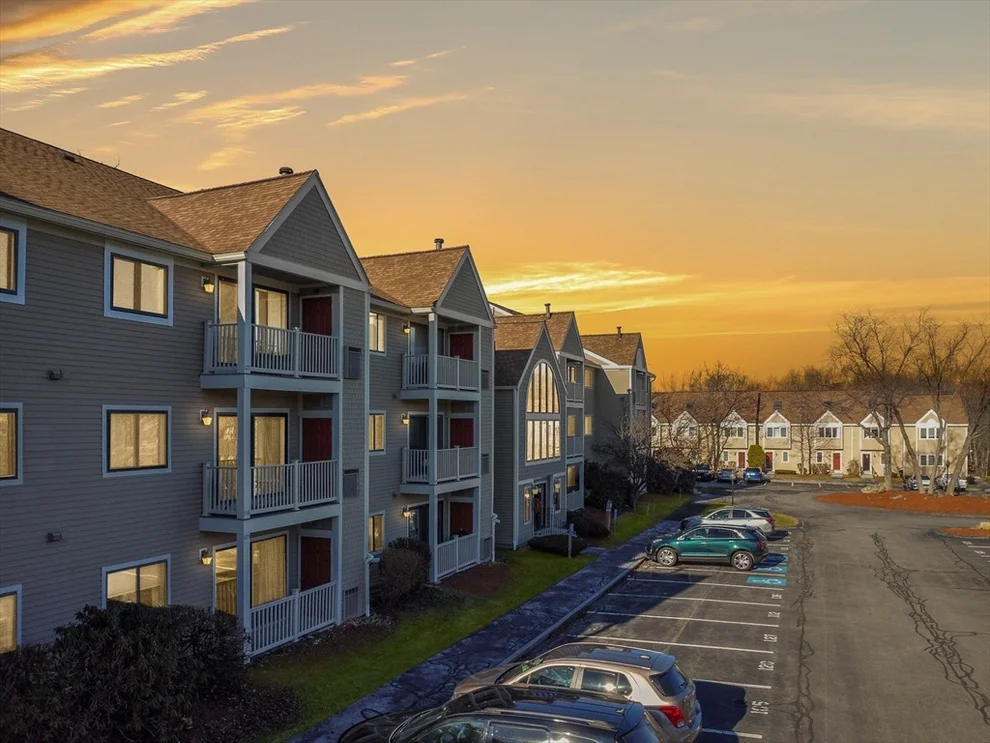Unit for sale at 105 Hunters Run Place, Haverhill, MA 01832
