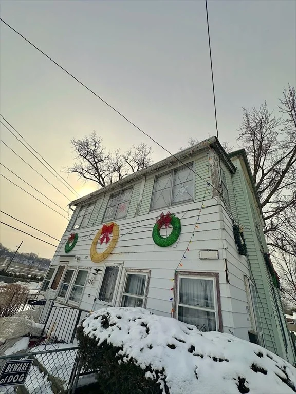 Unit for sale at 175 Pendexter Ave, Chicopee, MA 01013