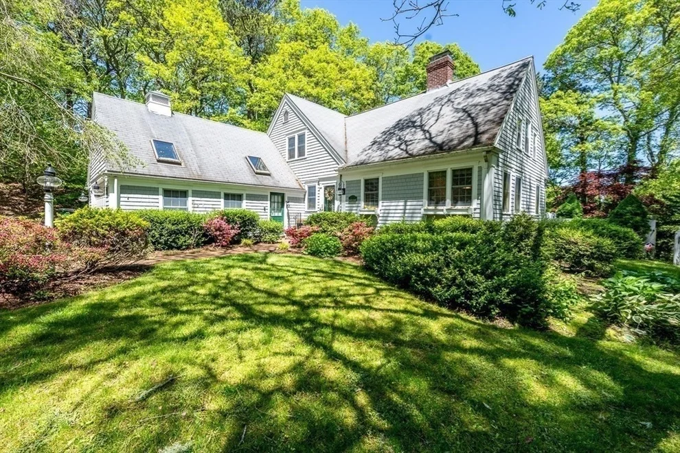 Unit for sale at 86 Doral Dr, Barnstable, MA 02675
