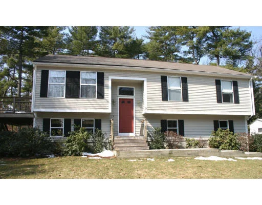 Unit for sale at 3 Willis Lake Drive, Sudbury, MA 01776
