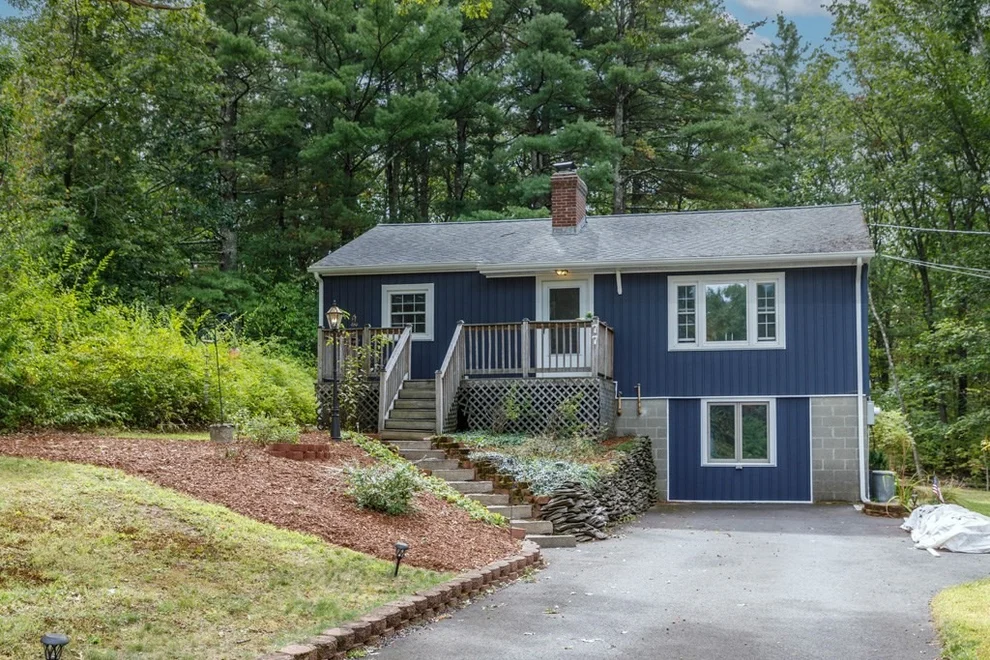 Unit for sale at 77 Upland Avenue, Lunenburg, MA 01462