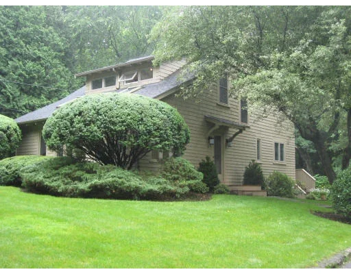 Unit for sale at 17 Pine Brook Rd, Wayland, MA 01778