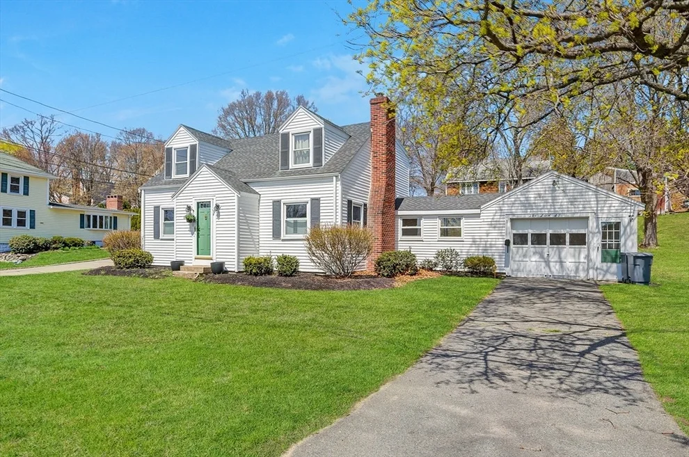 Unit for sale at 204 Low St, Newburyport, MA 01950