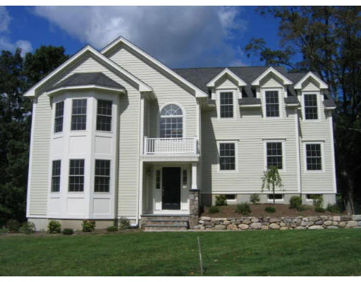 Unit for sale at 5 Magnolia Way, Canton, MA 02021