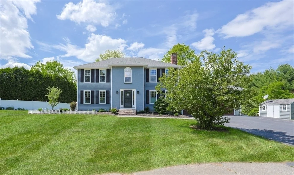 Unit for sale at 20 Powderhorn Ln, Holliston, MA 01746
