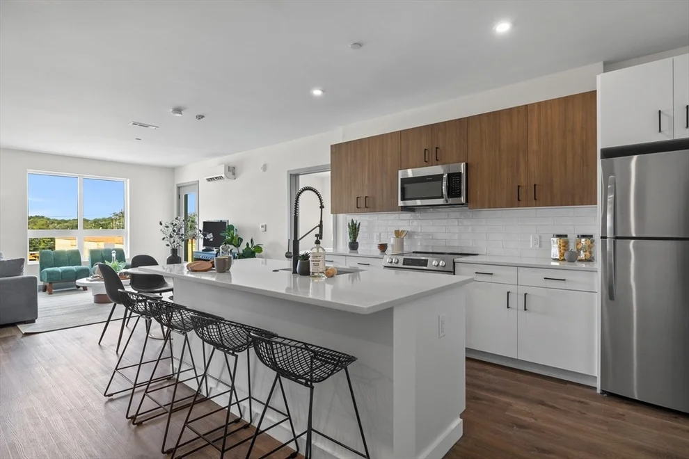 Unit for sale at 203 Lowell St., Wilmington, MA 01887