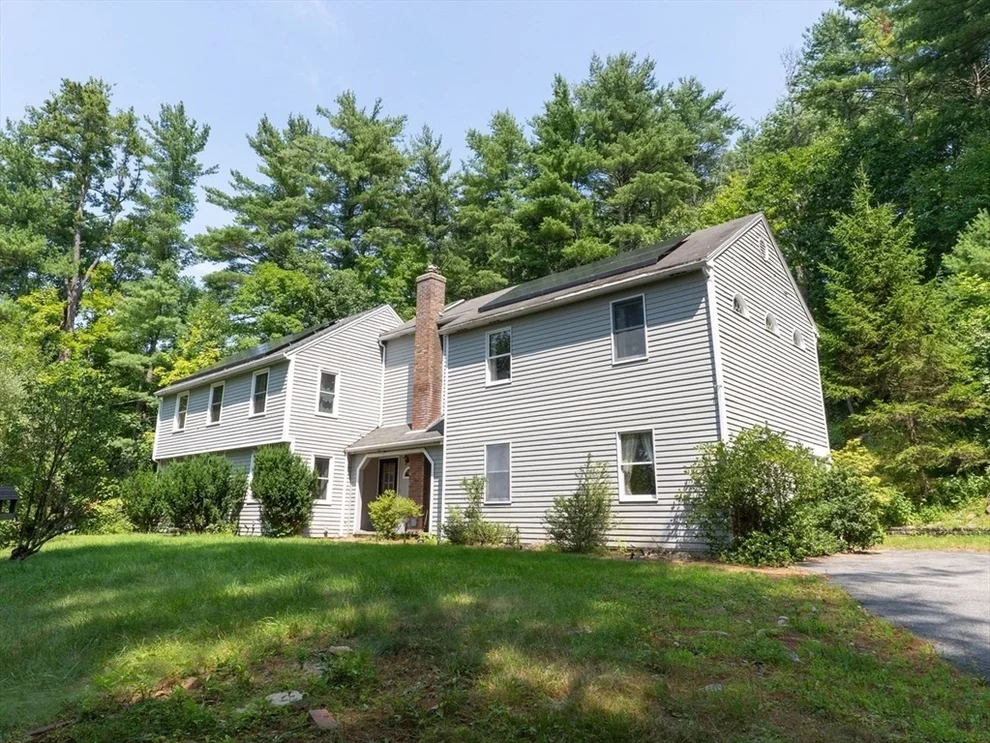 Unit for sale at 757 South St, Southbridge, MA 01550