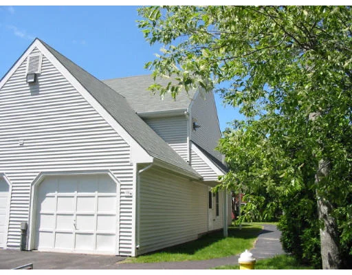 Unit for sale at 47 Old Colony Ln, Marshfield, MA 02050