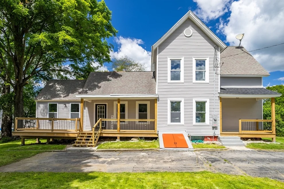 Unit for sale at 43 Oak Ave, Athol, MA 01331
