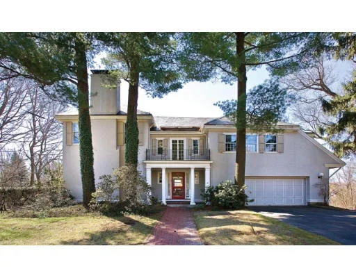 Unit for sale at 81 Old Orchard Road, Newton, MA 02467