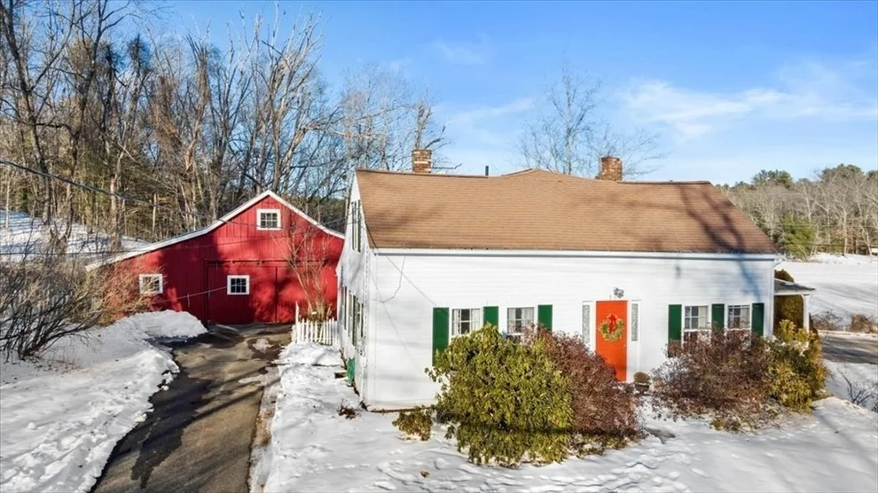 Unit for sale at 157 Old Upton Rd, Grafton, MA 01519