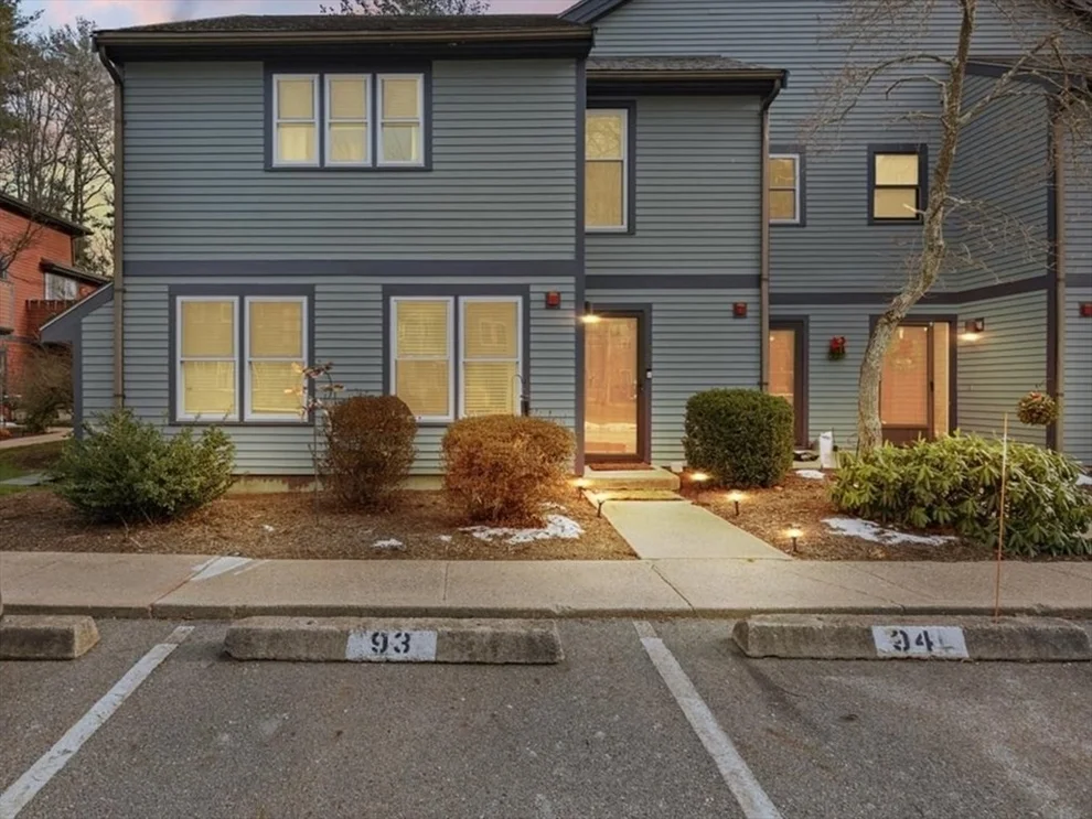 Unit for sale at 110 Dean St, Taunton, MA 02780