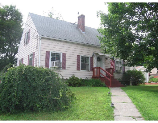 Unit for sale at 17 Goulding Drive, Auburn, MA 01501