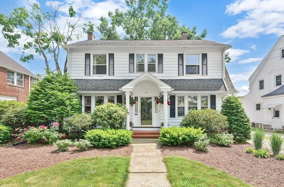 Unit for sale at 39 Bronson Ter, Springfield, MA 01108