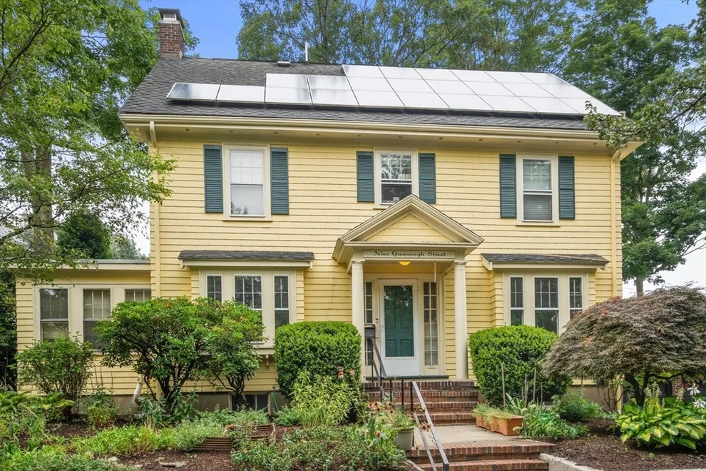 Unit for sale at 9 Greenough St, Brookline, MA 02445