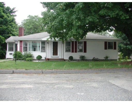 Unit for sale at 11 Belleview Ave, Marlborough, MA 01752