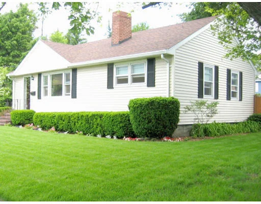 Unit for sale at 26 Macarthur Blvd, Danvers, MA 01923