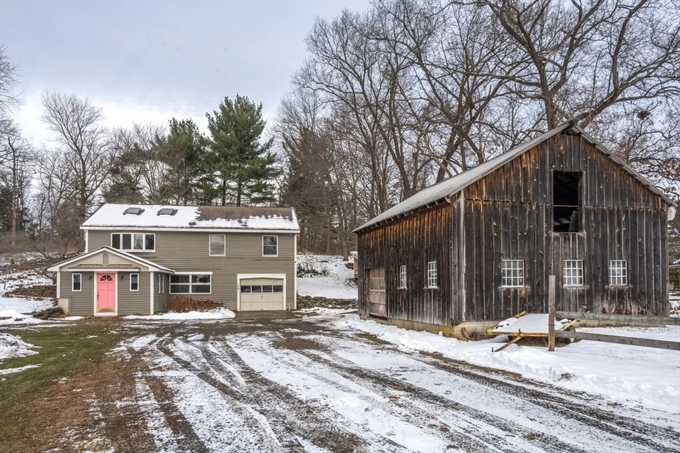Unit for sale at 163 Prospect St Ext, Westfield, MA 01085