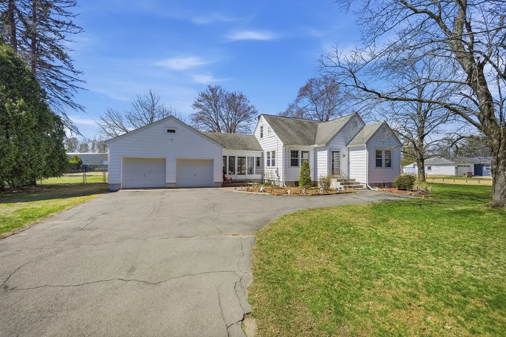 Unit for sale at 182 Lockhouse Rd, Westfield, MA 01085