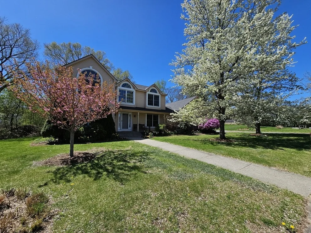 Unit for sale at 101 Cherry Ln, Amherst, MA 01002