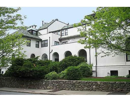 Unit for sale at 227 Summit Ave, Brookline, MA 02446