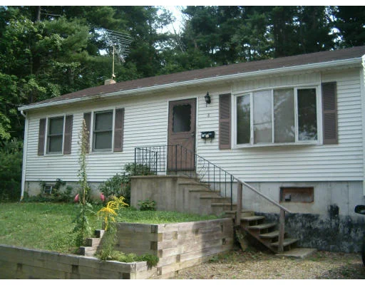 Unit for sale at 8 Manhattan Rd., Worcester, MA 01602