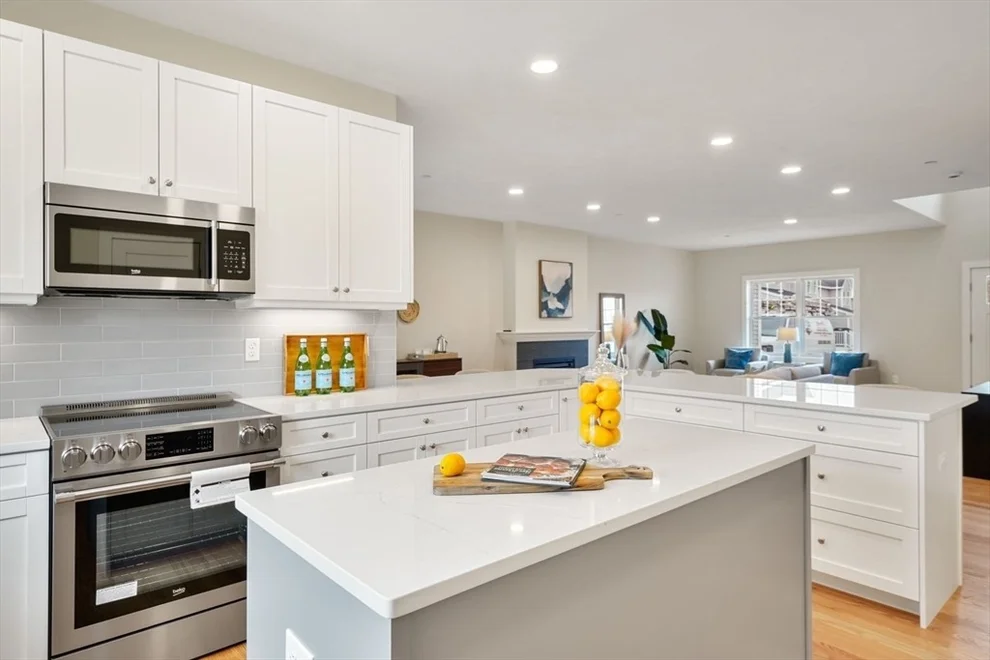 Unit for sale at 73 Driftwood, Sandown, NH 03873
