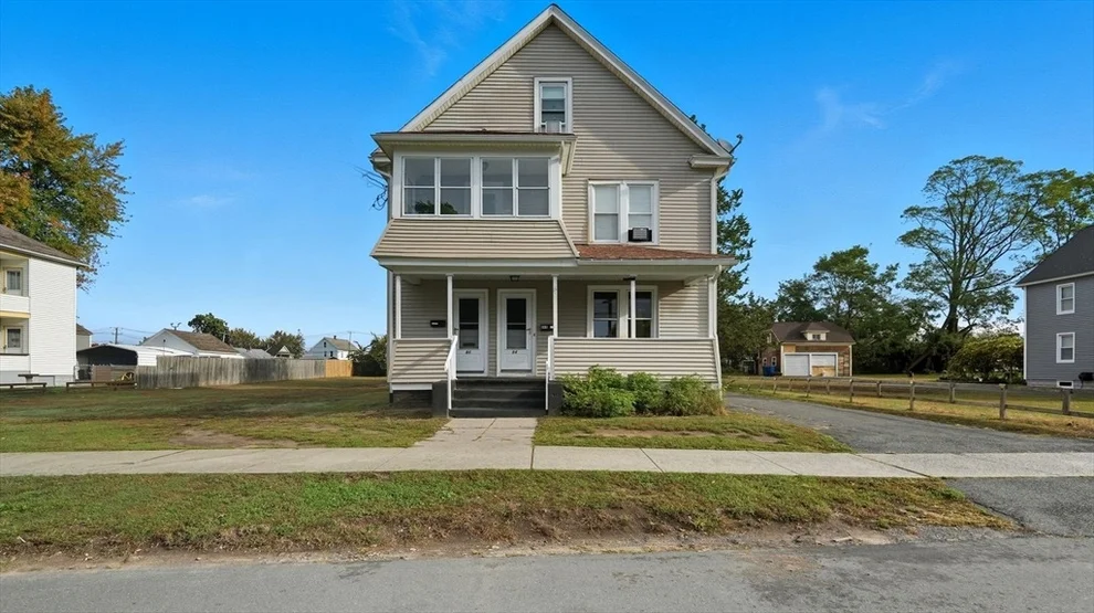 Unit for sale at 86 York St, West Springfield, MA 01089