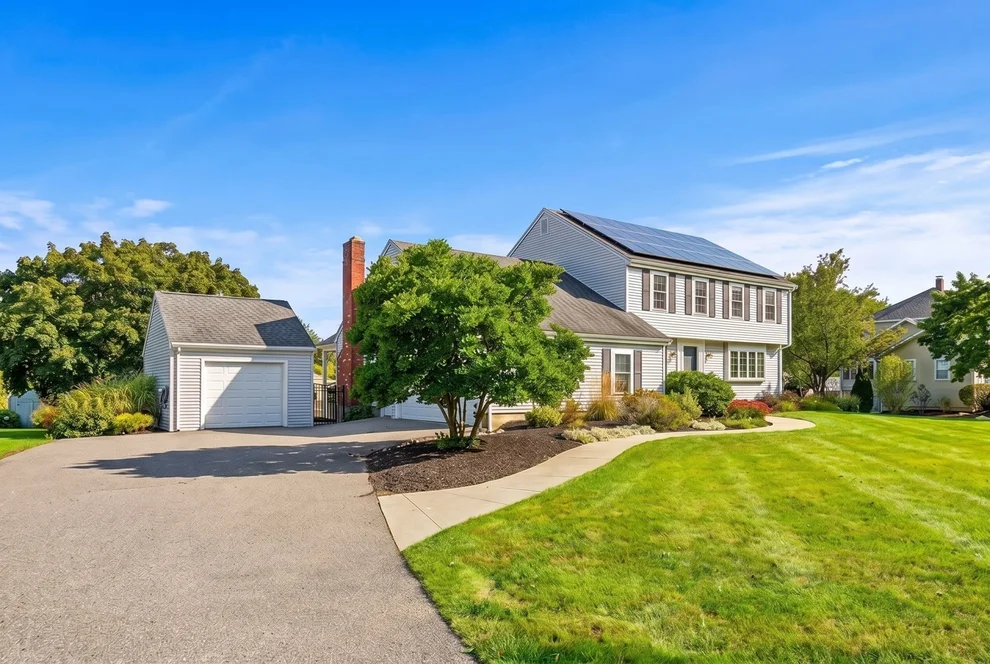 Unit for sale at 6 Turner Dr, North Reading, MA 01864