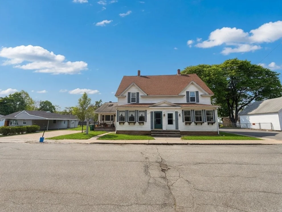 Unit for sale at 11 Boston St, Uxbridge, MA 01569