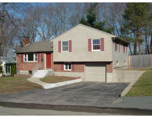 Unit for sale at 19 Hillcrest, Norwood, MA 02062