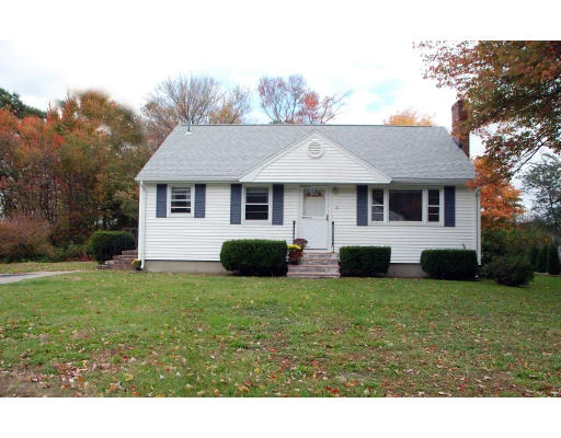 Unit for sale at 51 Breer Cir, Brockton, MA 02301