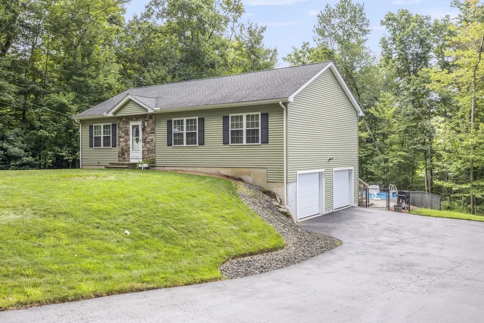 Unit for sale at 131 Adams Rd, East Brookfield, MA 01515