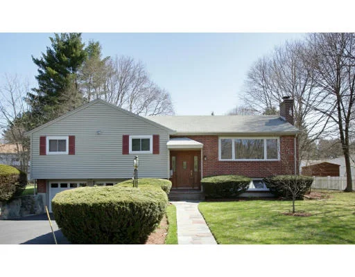 Unit for sale at 32 Bobolink Road, Wellesley, MA 02481