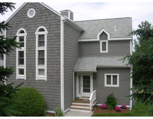 Unit for sale at 14 Fairway Lane, Blackstone, MA 01504