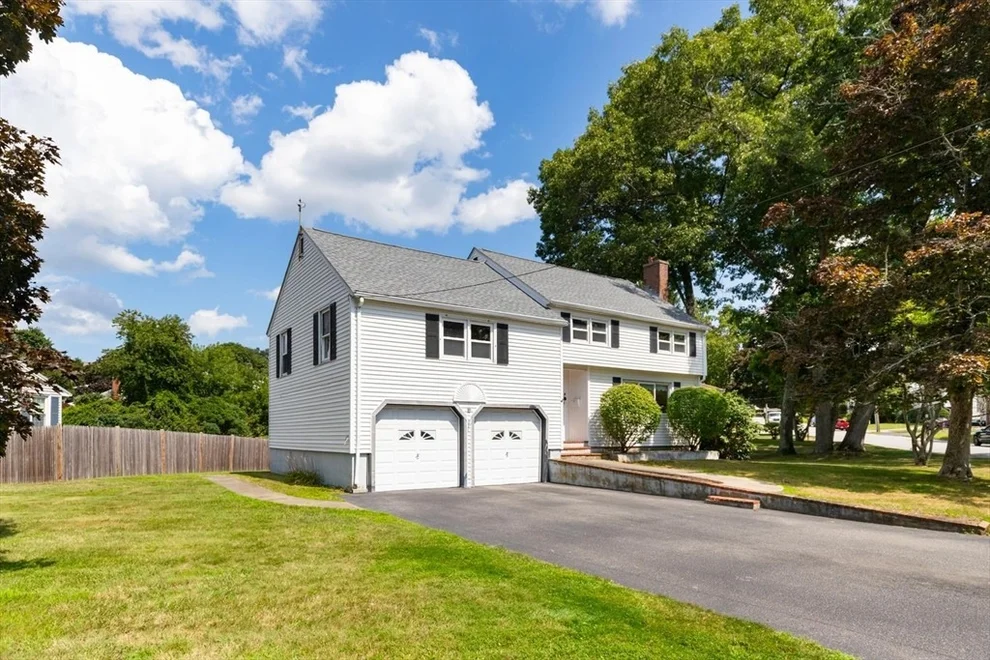 Unit for sale at 4 Mayflower, Stoneham, MA 02180