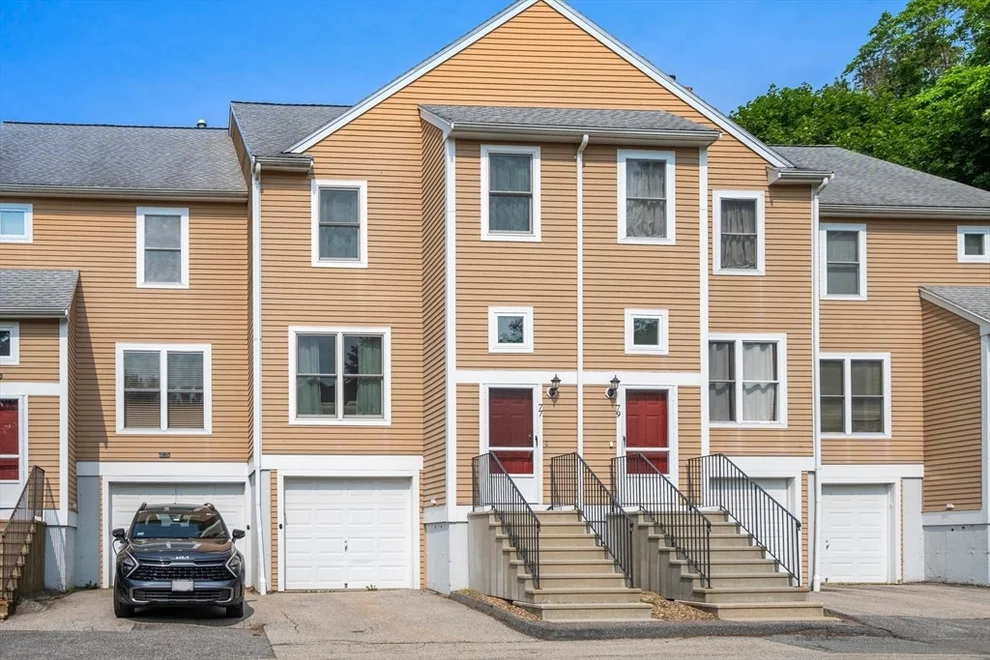 Unit for sale at 77 Camelot, Worcester, MA 01602