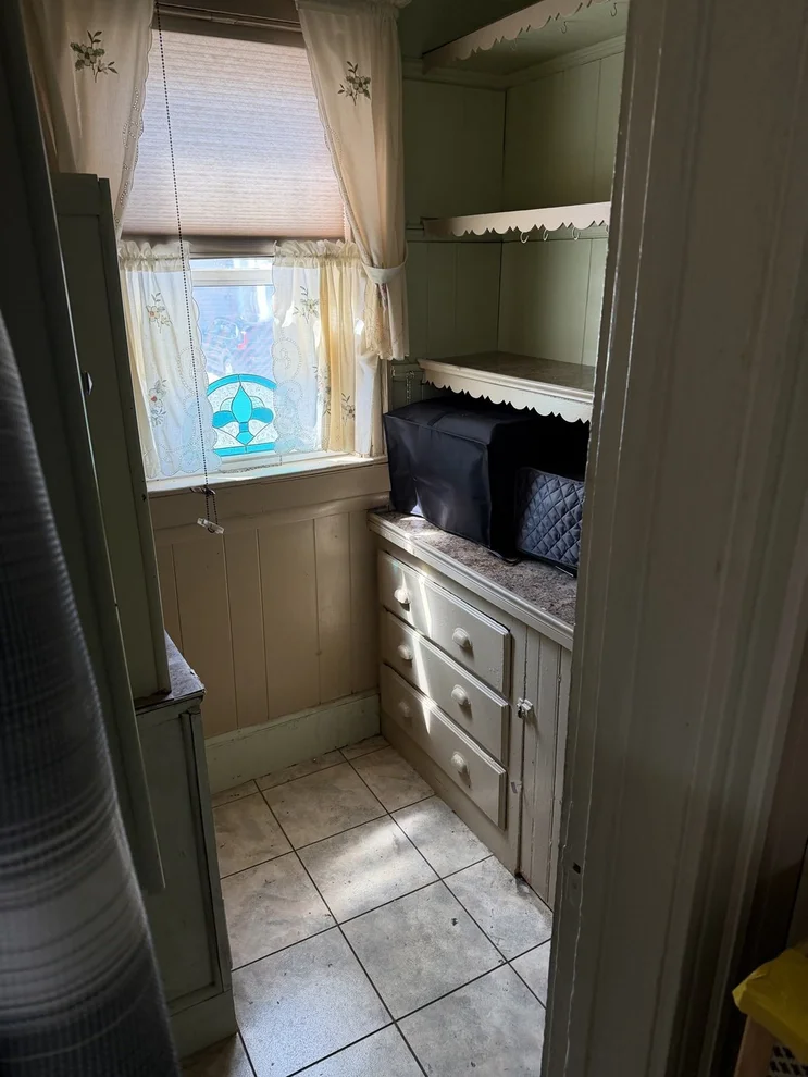 Unit for sale at 495 Pond St, Braintree, MA 02184