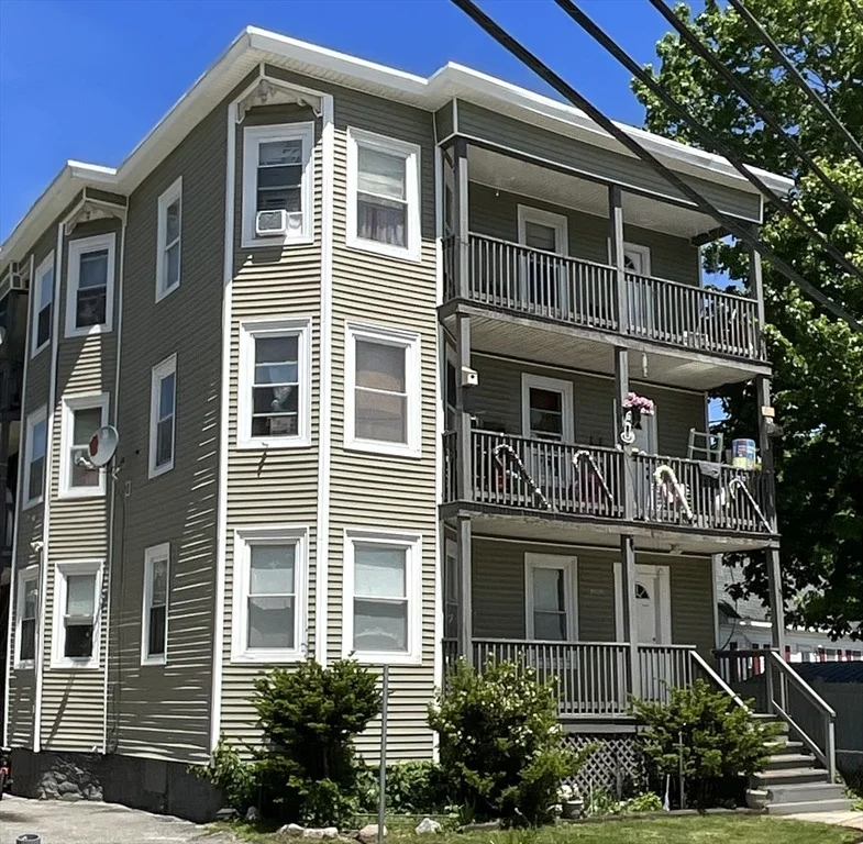 Unit for sale at 121 Charlton St, Southbridge, MA 01550