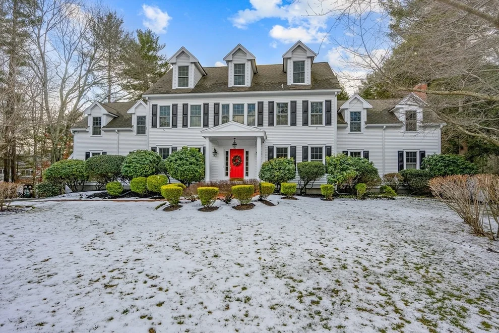 Unit for sale at 50 Village Ln, Hanover, MA 02339