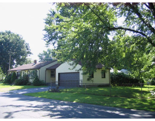 Unit for sale at 5 Pickering St, Chicopee, MA 01013