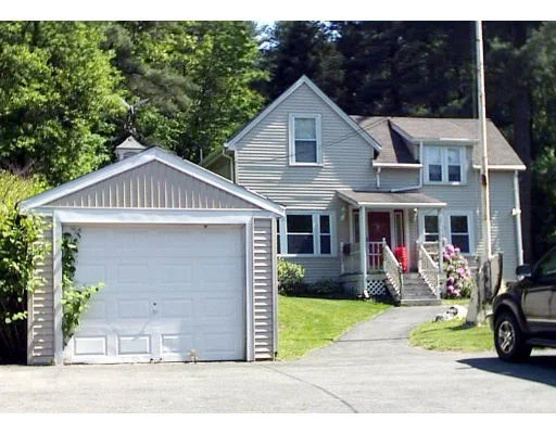 Unit for sale at 561 Salem Street, Lynnfield, MA 01940
