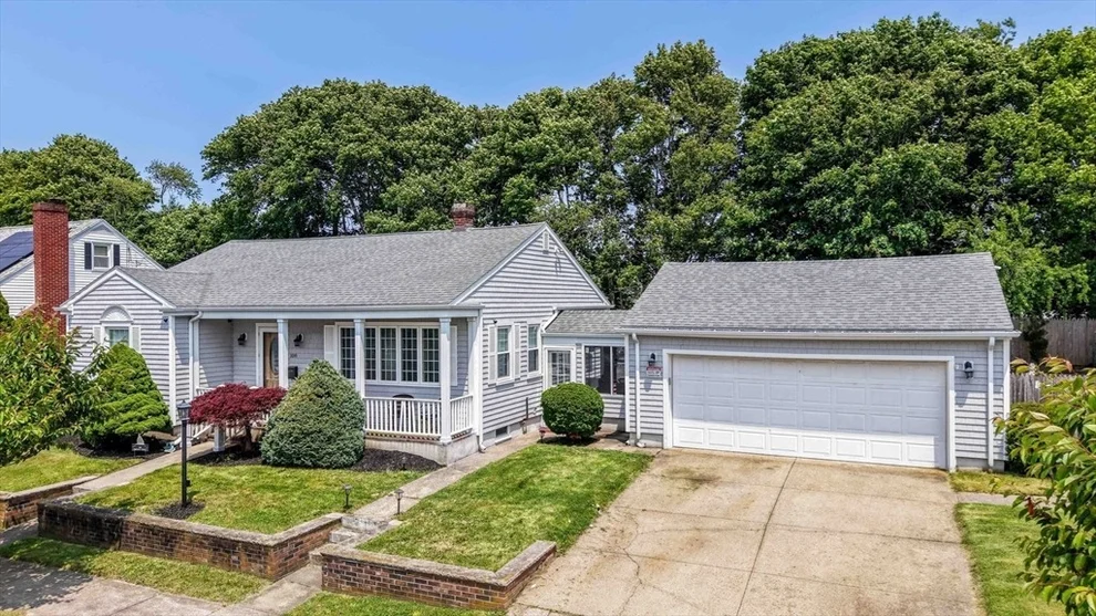 Unit for sale at 108 Nautilus St, New Bedford, MA 02744