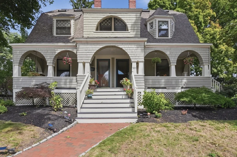Unit for sale at 181 Cabot St, Newton, MA 02458