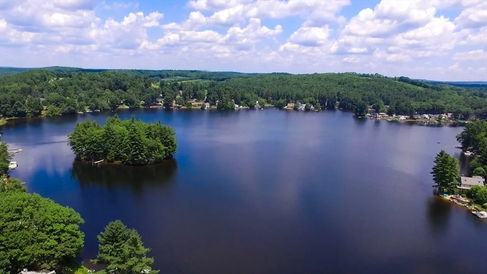 Unit for sale at 7 Cedar Road, Spencer, MA 01562