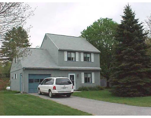 Unit for sale at 4 Mclure Lane, Merrimack, NH 03054