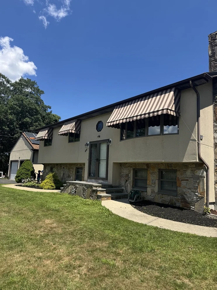 Unit for sale at 49 Bakerville Rd, Dartmouth, MA 02748