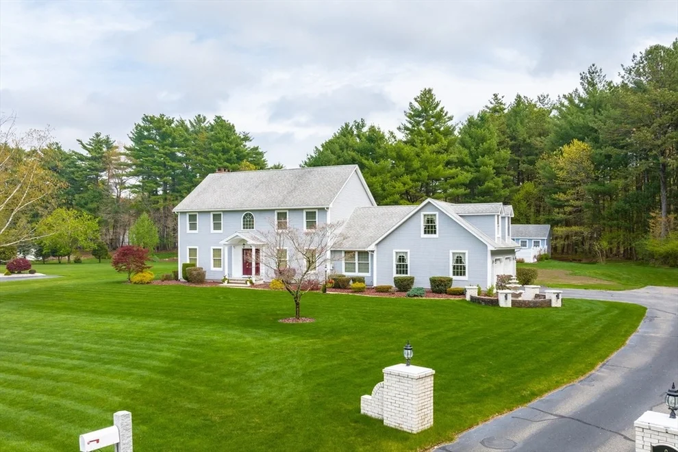 Unit for sale at 9 Andrew Cir, Hampden, MA 01036